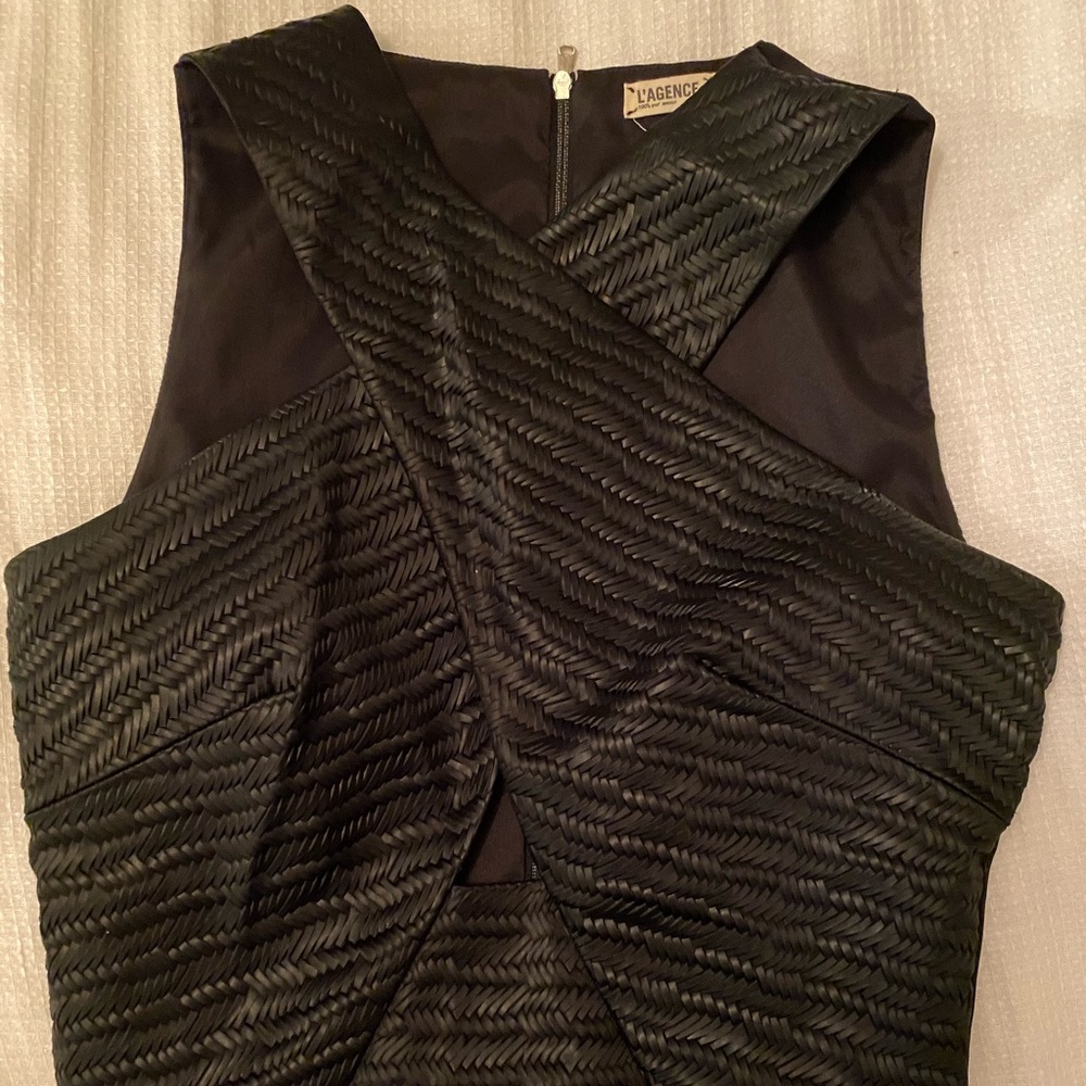 L'agence black criss cross v neck crop halter top!
